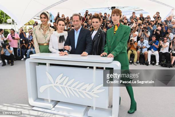Deepika Padukone, Noomi Rapace, Vincent Lindon, Jasmine Trinca and Rebecca Hall attend the photocall for the Jury during the 75th annual Cannes film...