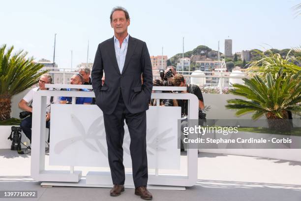 Vincent Lindo attends the photocall for the Jury during the 75th annual Cannes film festival at Palais des Festivals on May 17, 2022 in Cannes,...