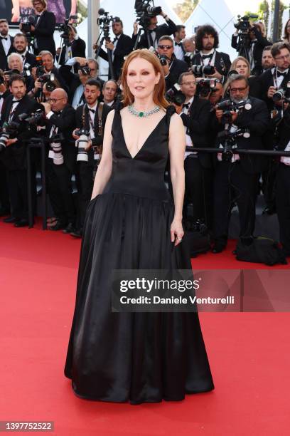 Julianne Moore attends the screening of "Final Cut " and opening ceremony red carpet for the 75th annual Cannes film festival at Palais des Festivals...