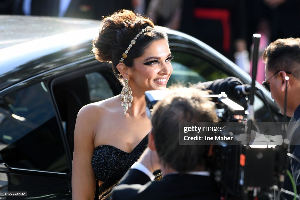 "Final Cut (Coupez!)" & Opening Ceremony Red Carpet - The 75th Annual Cannes Film Festival
