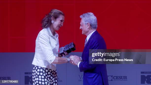 Psychiatrist Luis Rojas Marcos and Infanta Elena at the III Edition of the Business Awards of Southern Spain at the IESE Business School auditorium,...