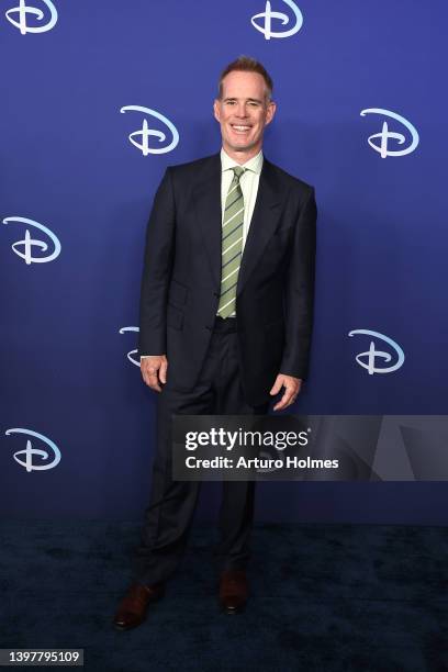 Joe Buck attends the 2022 ABC Disney Upfront at Basketball City - Pier 36 - South Street on May 17, 2022 in New York City.