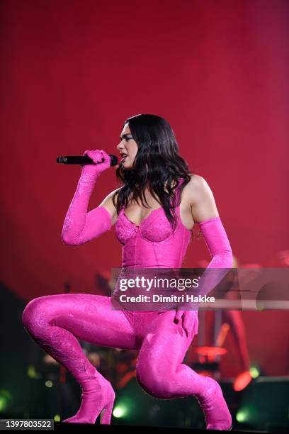 Dua Lipa performs on stage at Ziggo Dome on May 17, 2022 in Amsterdam, Netherlands.