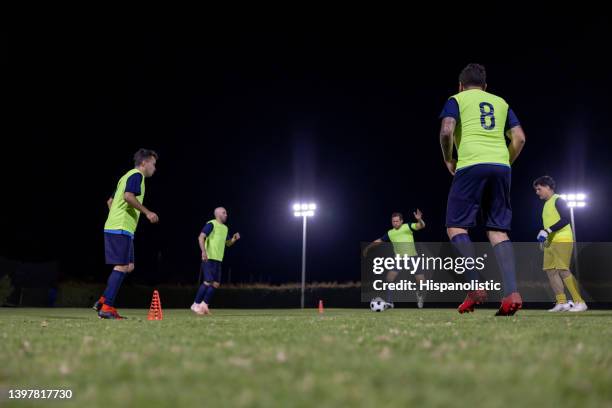 Footballer Night Routine 104,256 Soccer Training Night Stock Photos, High-Res Pictures, and ...
