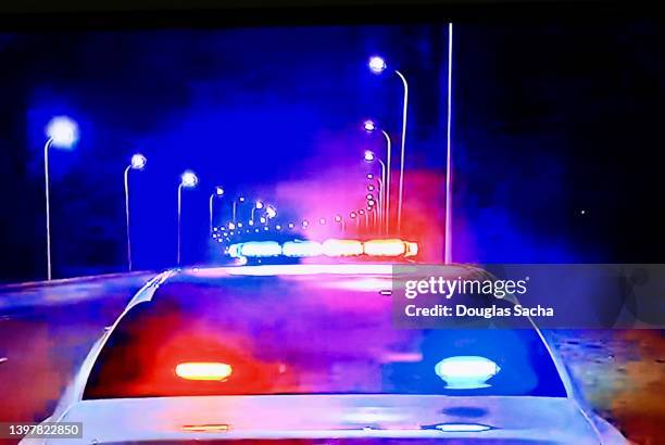 police patrol lights on car roof - police light stock pictures, royalty-free photos & images