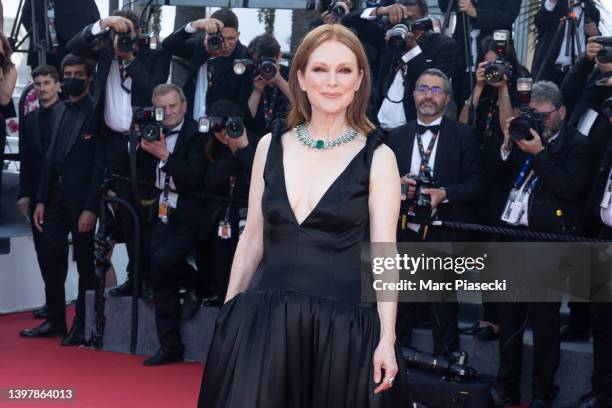 Actress Julianne Moore attends the screening of "Final Cut " and opening ceremony red carpet for the 75th annual Cannes film festival at Palais des...