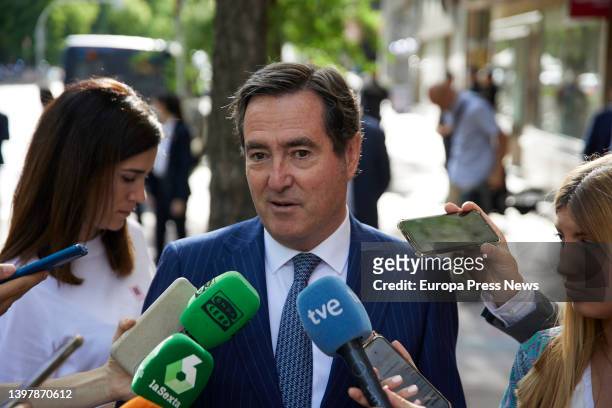 The president of the CEOE, Antonio Garamendi, responds to the media upon his arrival at the opening ceremony of the Spain-Qatar business forum, at...