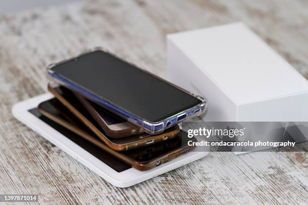 Phone Stack 691 Stack Of Iphones Stock Photos, High-Res Pictures, and Images ...