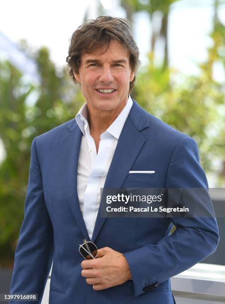 Tom Cruise attends the photocall of "Top Gun: Maverick" during the 75th annual Cannes film festival at Palais des Festivals on May 18, 2022 in...