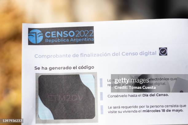 Census Outcome Code Census Questionnaire Photos and Premium High Res Pictures - Getty Images