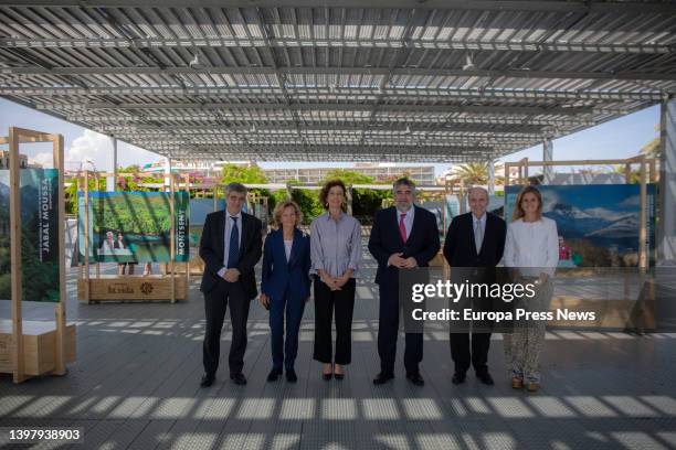 Family photo of those attending the opening of the exhibition 'Celebrating Life' on May 18 in Barcelona, Catalonia, Spain. Marking the 50th...