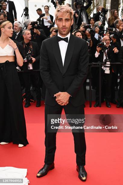 Jon Kortajarena attends the screening of "Top Gun: Maverick" during the 75th annual Cannes film festival at Palais des Festivals on May 18, 2022 in...