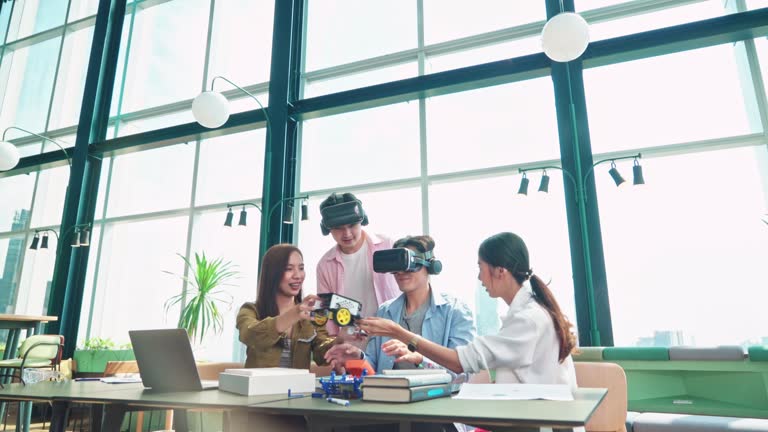 Virtual Environments Computer Science Virtual Training Classroom Videos and HD Footage - Getty Images