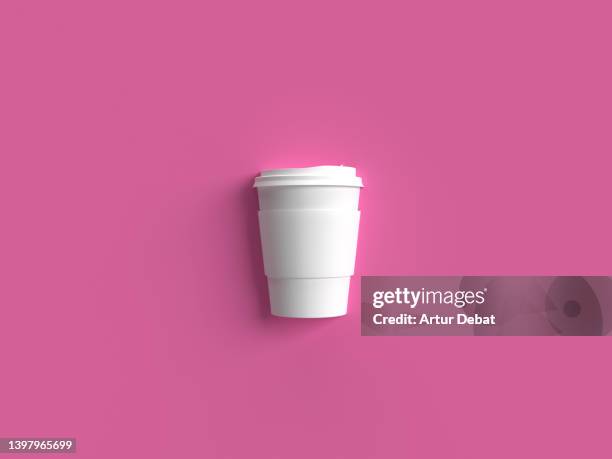 digital render of reusable coffee mug with pink background. - disposable cup stock photos et images de collection
