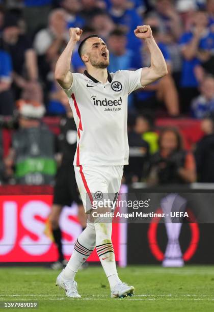 Filip Kostic of Eintracht Frankfurt scores their team's fourth penalty in the penalty shoot out during the UEFA Europa League final match between...