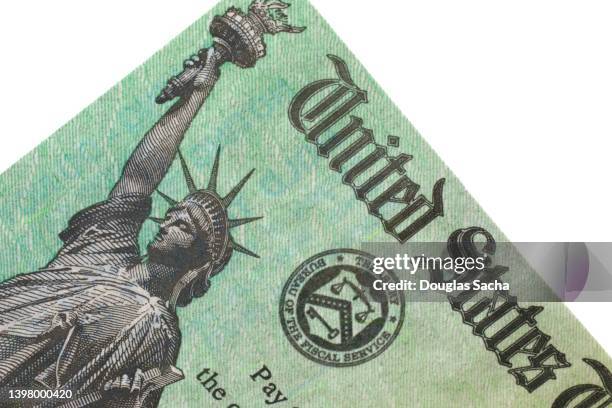 united states treasury federal tax return check - social security stock-fotos und bilder