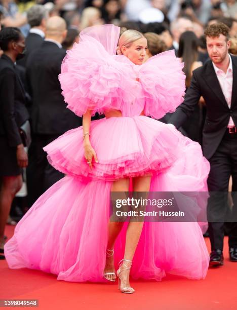 Leonie Hanne attends the screening of "Top Gun: Maverick" during the 75th annual Cannes film festival at Palais des Festivals on May 18, 2022 in...