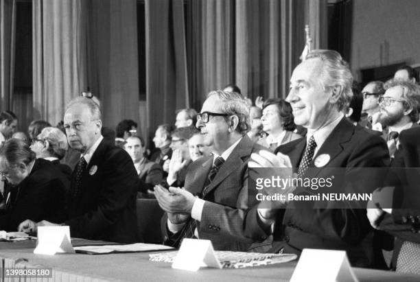 Le premier ministre Shimon Peres participe à la convention du parti travailliste israélien, le 17 décembre 1980.