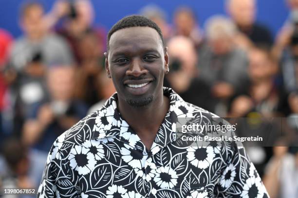 Omar Sy attends the photocall for "Tirailleurs" during the 75th annual Cannes film festival at Palais des Festivals on May 19, 2022 in Cannes, France.