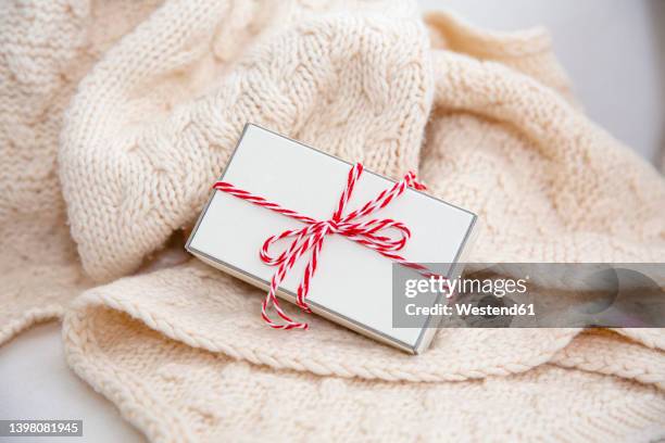 37 Woolen String Stock Photos, High-Res Pictures, and Images - Getty Images