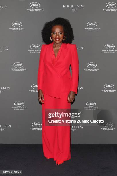 Viola Davis attends Kering "Women In Motion" photocall during 75th Cannes Film Festival 2022 at Majestic Barrière on May 19, 2022 in Cannes, France.