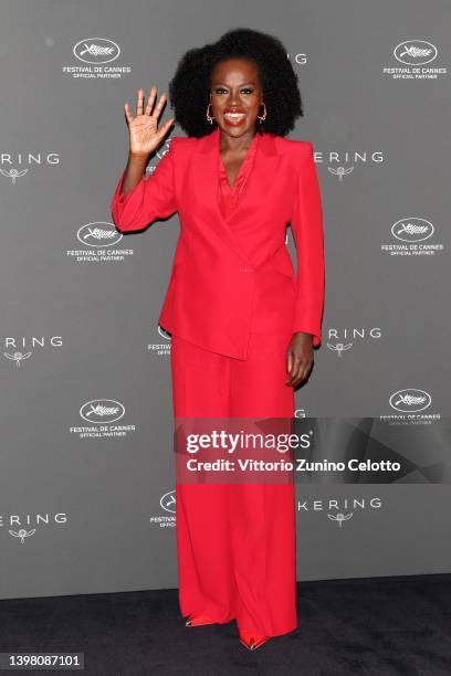 Viola Davis attends Kering "Women In Motion" photocall during 75th Cannes Film Festival 2022 at Majestic Barrière on May 19, 2022 in Cannes, France.