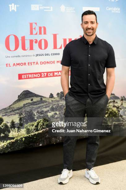 Pablo Puyol attends 'En Otro Lugar' photocall at Academia de Cne on May 19, 2022 in Madrid, Spain.