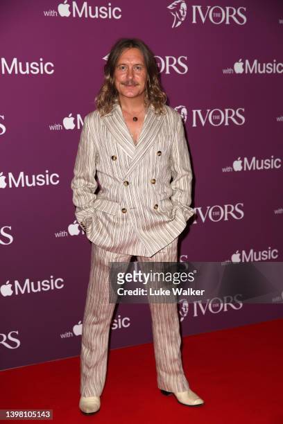 Mark Owen attends The Ivor Novello Awards 2022 at The Grosvenor House Hotel on May 19, 2022 in London, England.