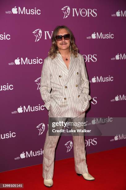 Mark Owen attends The Ivor Novello Awards 2022 at The Grosvenor House Hotel on May 19, 2022 in London, England.