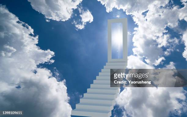 door to heaven on the cloud,free concept photo - escalera hacia el cielo fotografías e imágenes de stock