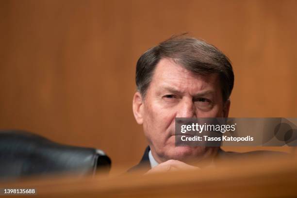 Michael Rounds 4,947 Mike Rounds Photos & High Res Pictures - Getty Images