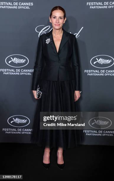 Juila Roberts attends the photocall for the Chopard Trophy during the 75th annual Cannes film festival at Martinez Hotel on May 19, 2022 in Cannes,...