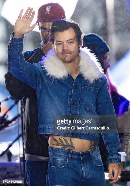 Singer-songwriter Harry Styles performs during a rehearsal on NBC's "Today" at Rockefeller Plaza on May 19, 2022 in New York City.