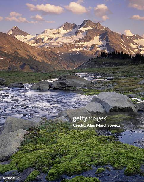 Northern Ridge Photos and Premium High Res Pictures - Getty Images