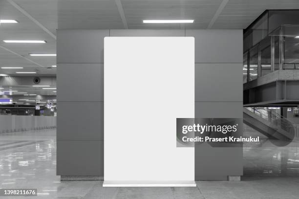 blank standy advertising billboard in the modern building - supermarkt gang stock-fotos und bilder