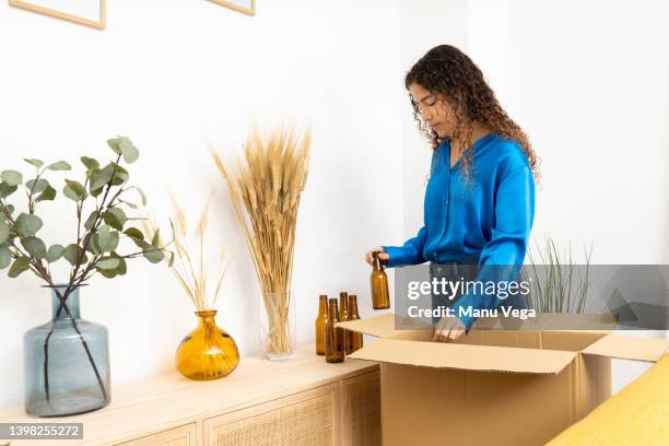 Empty Divided Box Empty Box Divided Photos and Premium High Res Pictures - Getty Images