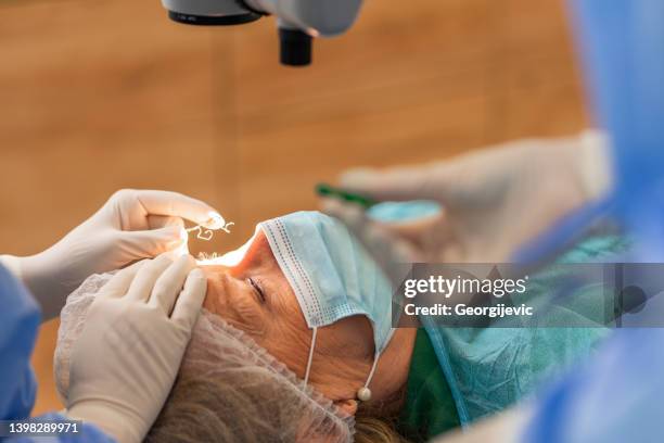 laser eye surgery - cataract surgery stock pictures, royalty-free photos & images