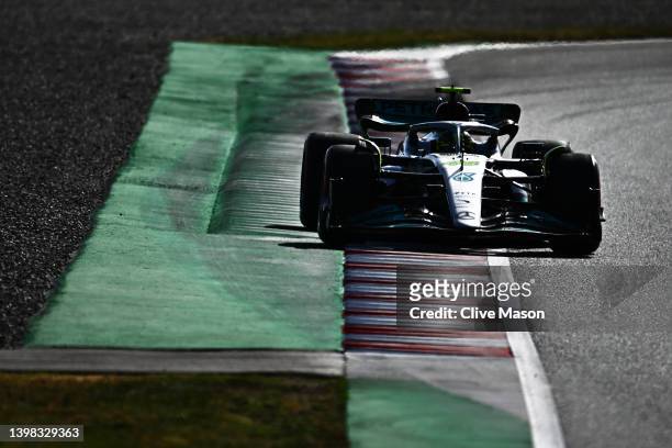 Lewis Hamilton of Great Britain driving the Mercedes AMG Petronas F1 Team W13 on track during practice ahead of the F1 Grand Prix of Spain at Circuit...
