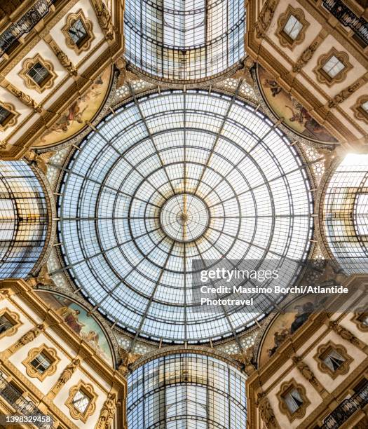 the glass dome of galleria (gallery) vittorio emanuele ii - galleria vittorio emanuele ii stock-fotos und bilder