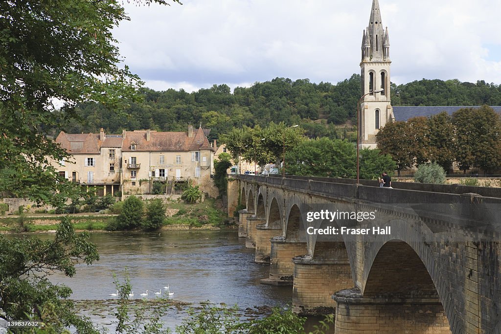 The town of Lalinde on the Dordogne River, Dordogne, Aquitaine, France