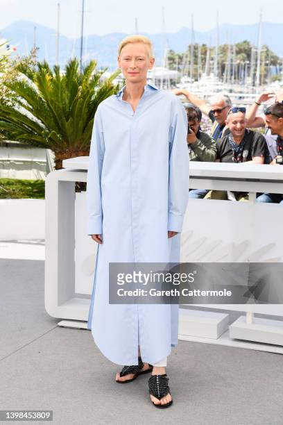 Tilda Swinton attends the photocall for "Three Thousand Years Of Longing " during the 75th annual Cannes film festival at Palais des Festivals on May...