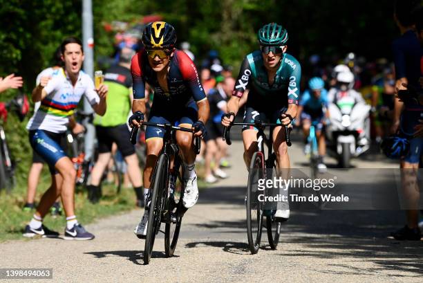 Richard Carapaz of Ecuador and Team INEOS Grenadiers and Jai Hindley of Australia and Team Bora - Hansgrohe compete during the 105th Giro d'Italia...