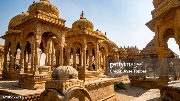 bada bagh cenotaphs hindu tomb mausoleum . jaisalmer, rajasthan, india - jaisalmer foto e immagini stock