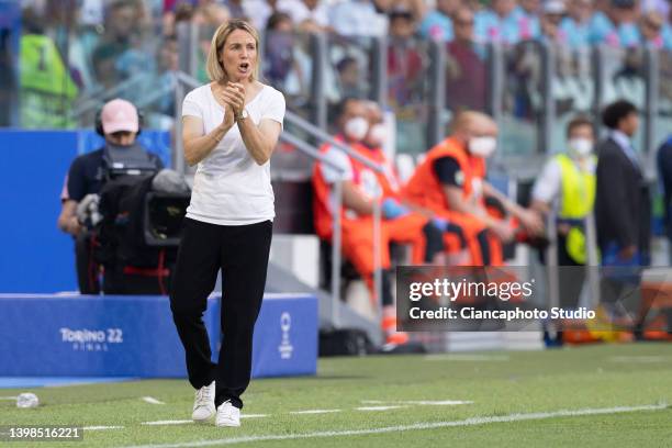 Sonia Bompastor , Manager of Olympique Lyonnais gestures during the UEFA Women's Champions League final match between FC Barcelona and Olympique...