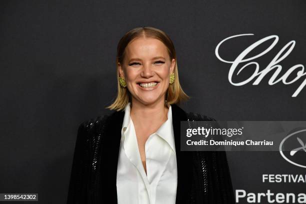 Joanna Kulig attends the Chopard Host The Dinner 'Chopard Loves Cinema' at the Hotel Martinez on May 21, 2022 in Cannes, France.
