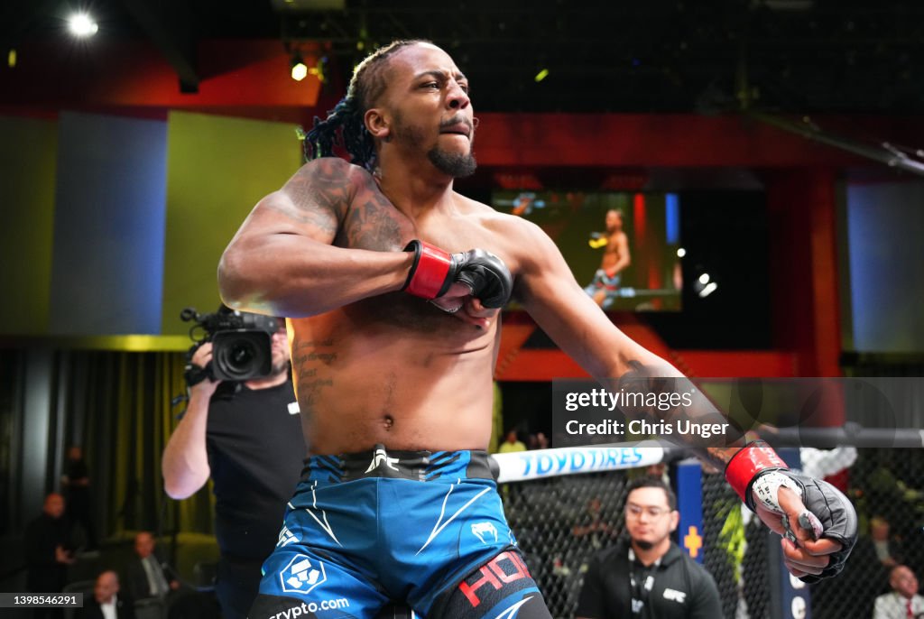 UFC Fight Night: Holmes v Amedovski