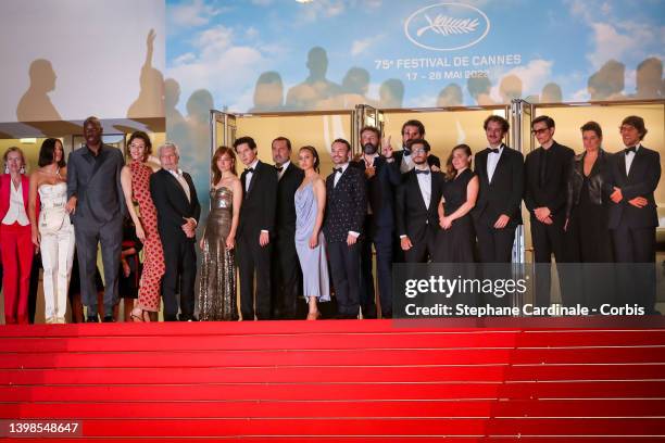 Adèle Exarchopoulos, Jean-Pascal Zadi, Doria Tillier, Alain Chabat, Anaïs Demoustier, Vincent Lacoste, Gilles Lellouche, Oulaya Amamra, Jérôme Niel,...