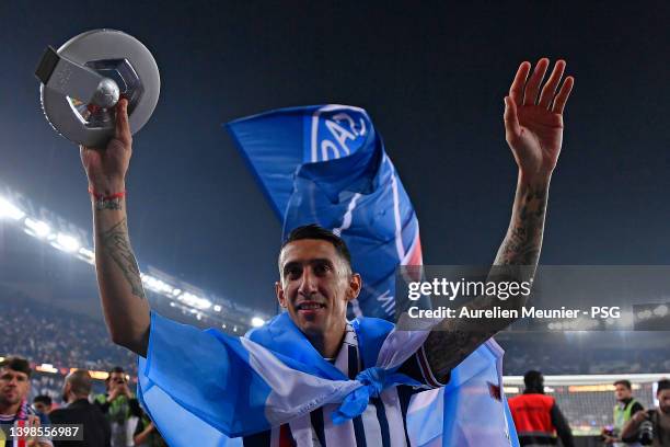 Angel Di Maria of Paris Saint-Germain celebrates the championship title and his last match with PSG with fans after the Ligue 1 Uber Eats match...