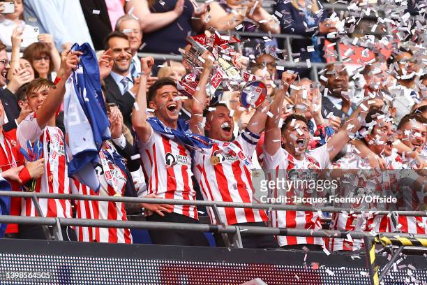 The Sunderland squad celebrate with the trophy following the Sky Bet League One Play-Off Final match between Sunderland and Wycombe Wanderers at...
