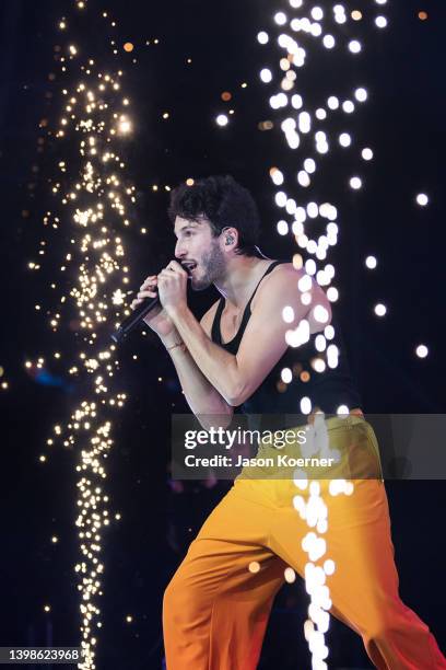 Sebastián Yatra performs onstage during the 2022 Uforia "Amor a la Música" Live Music Experience at FLA Live Arena on May 21, 2022 in Sunrise,...